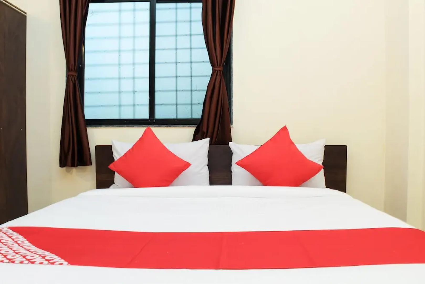 Flagship 16665 Laxmi Chowk