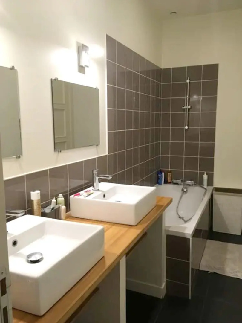 Villa with 4 Bedrooms in Bordeaux, with Private Pool, Enclosed Garden And Wifi