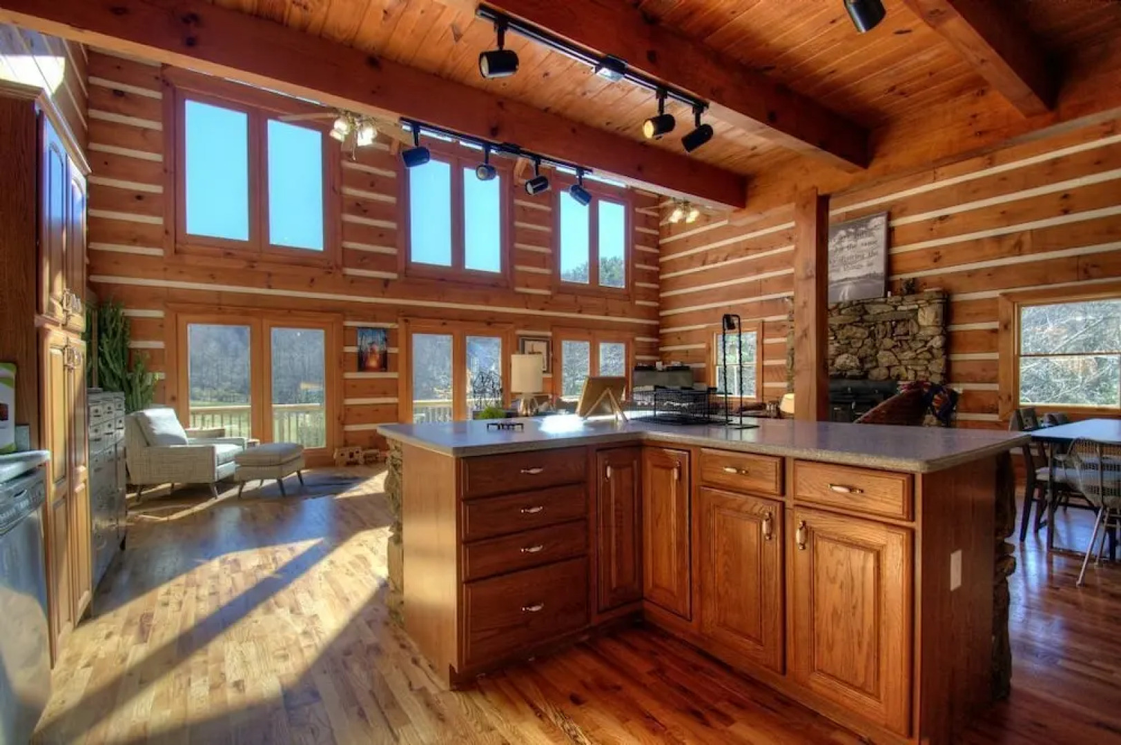 Sugar Camp Hideaway - 4 Br Cabin