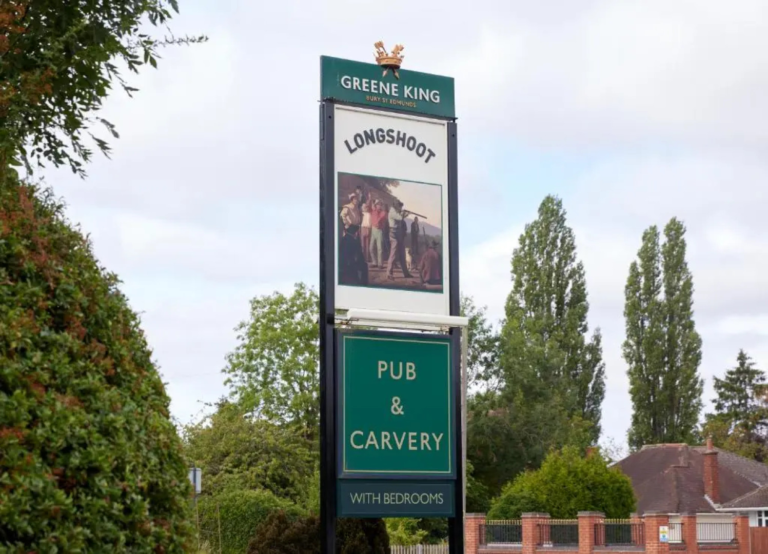 The Longshoot Hotel by Greene King Inns