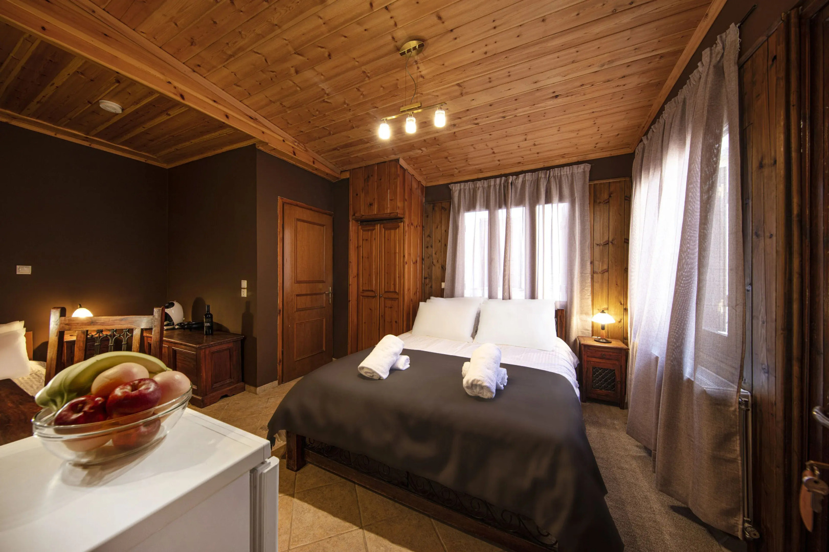 Stone Suites by White Hills