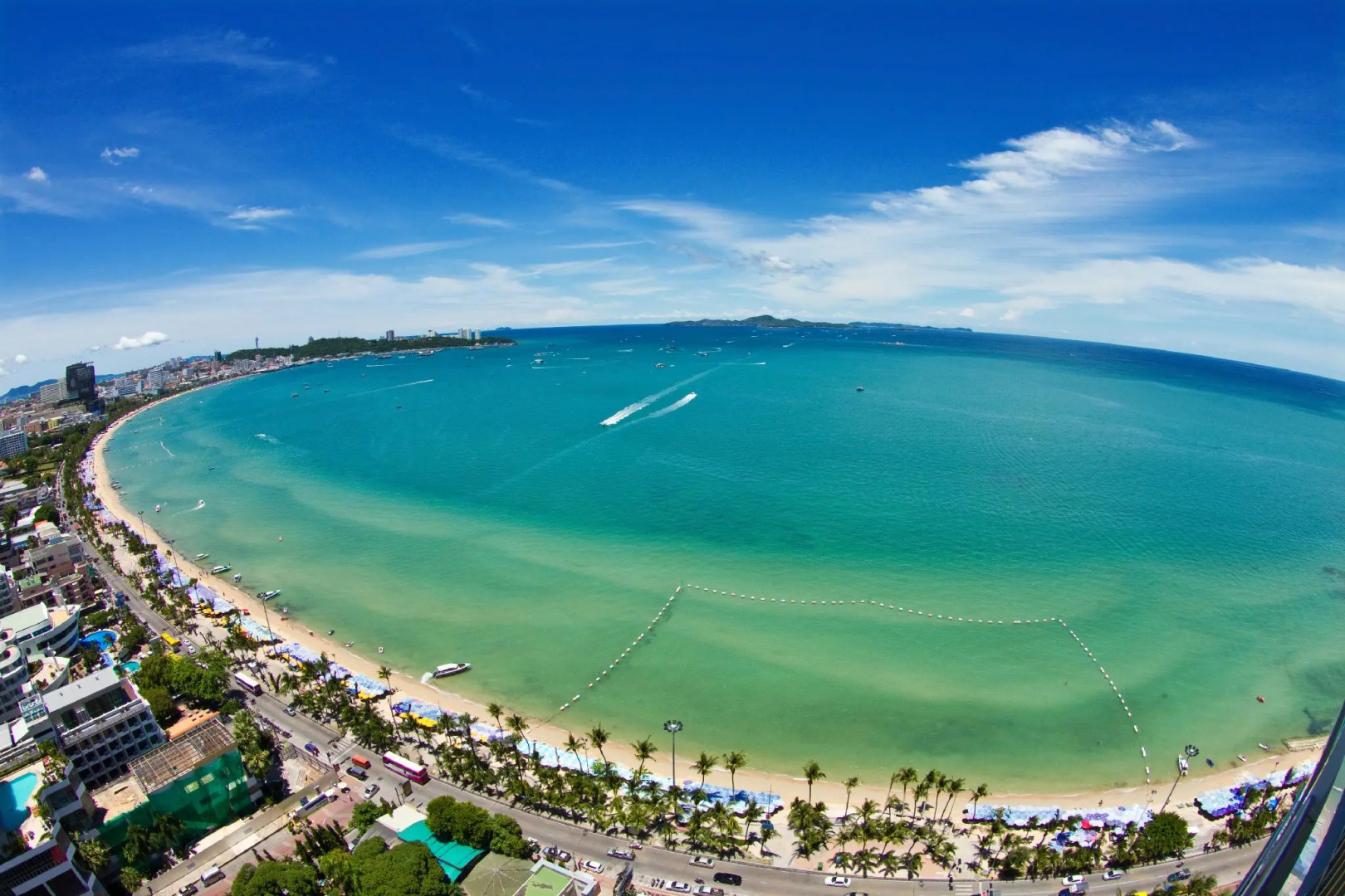 Seven Sea Condo & Water Park Pattaya By the Sea