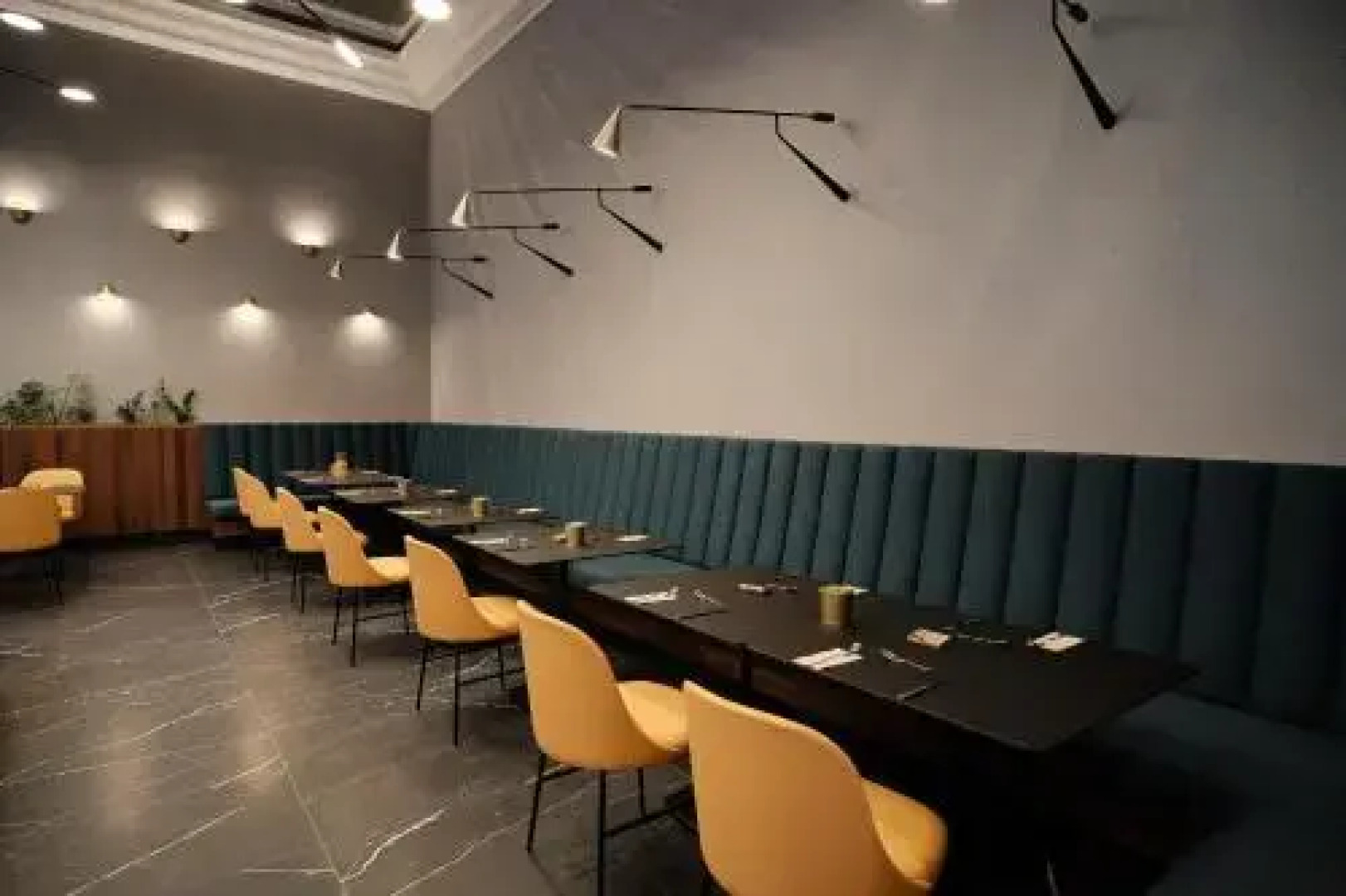 Golden Ship Hotel / Aranyhajo Fogado