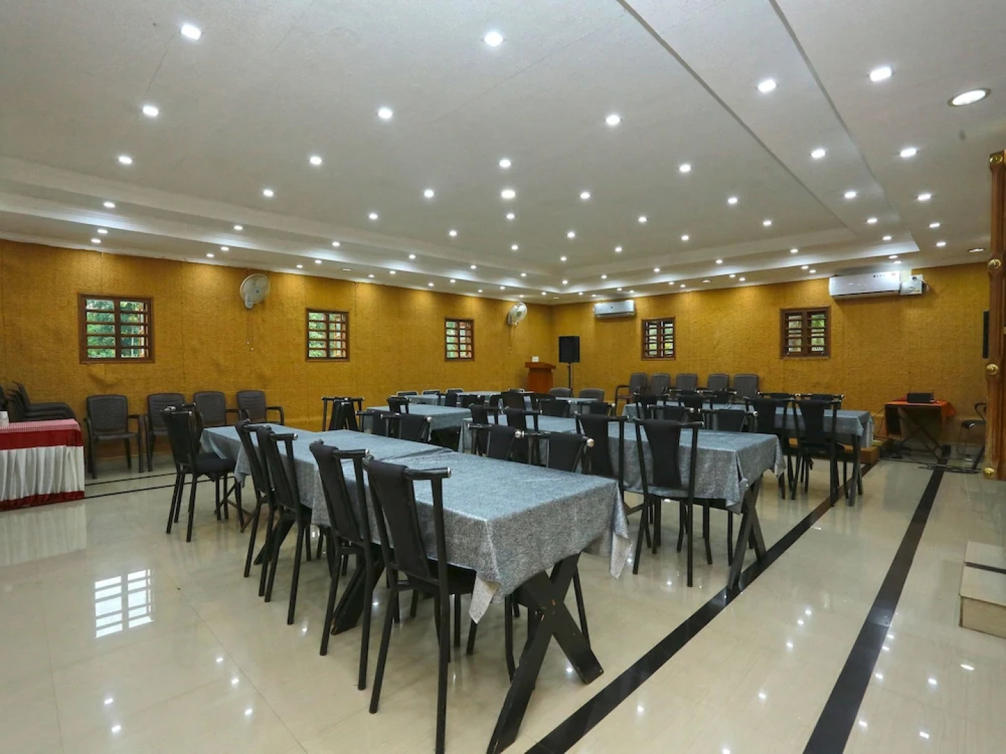 OYO 3020 Sheelisach Inn