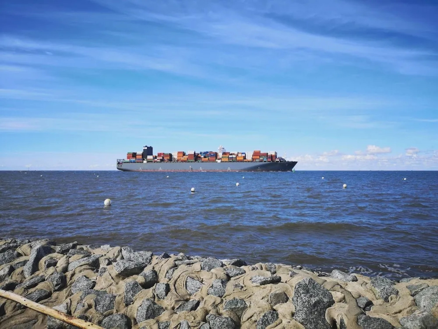 Stylish Apartment With Balcony