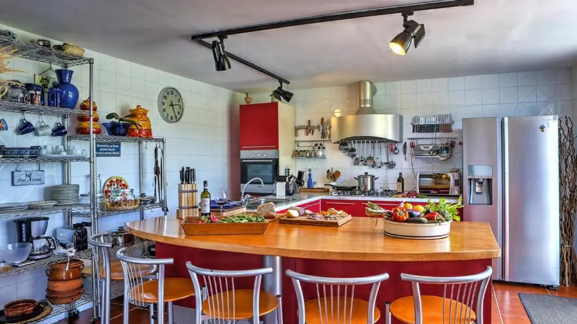 LANUVIUM 10, Emma Villas