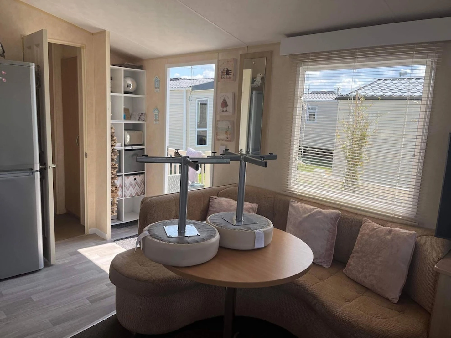 Pets Stay Free 2 Bedroom Caravan at Heacham Beach