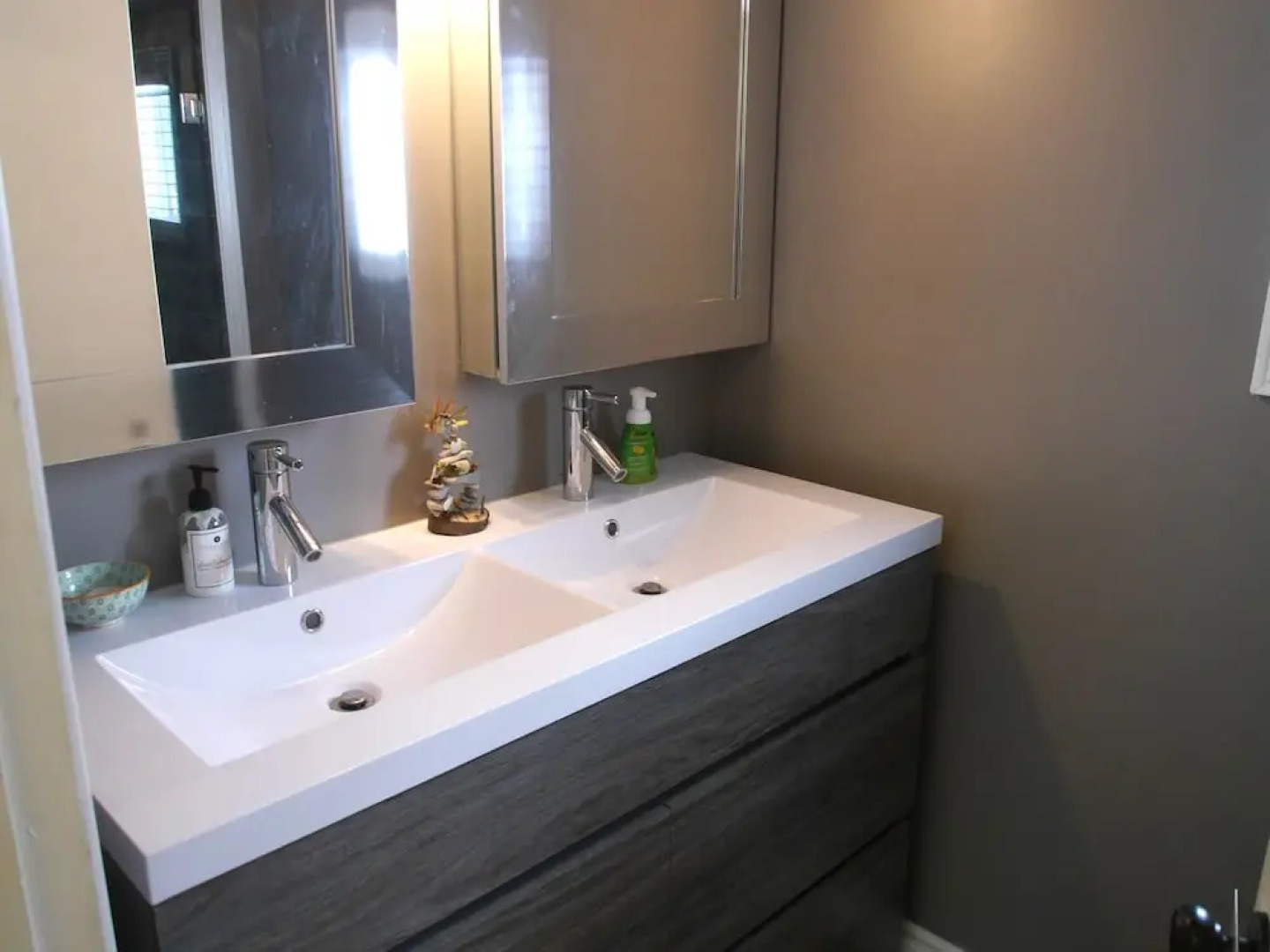 Lake Simcoe Watefront Cottage