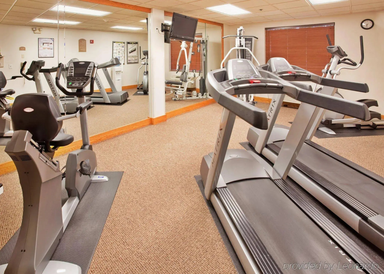 Holiday Inn Express Hotel & Suites Columbus by IHG