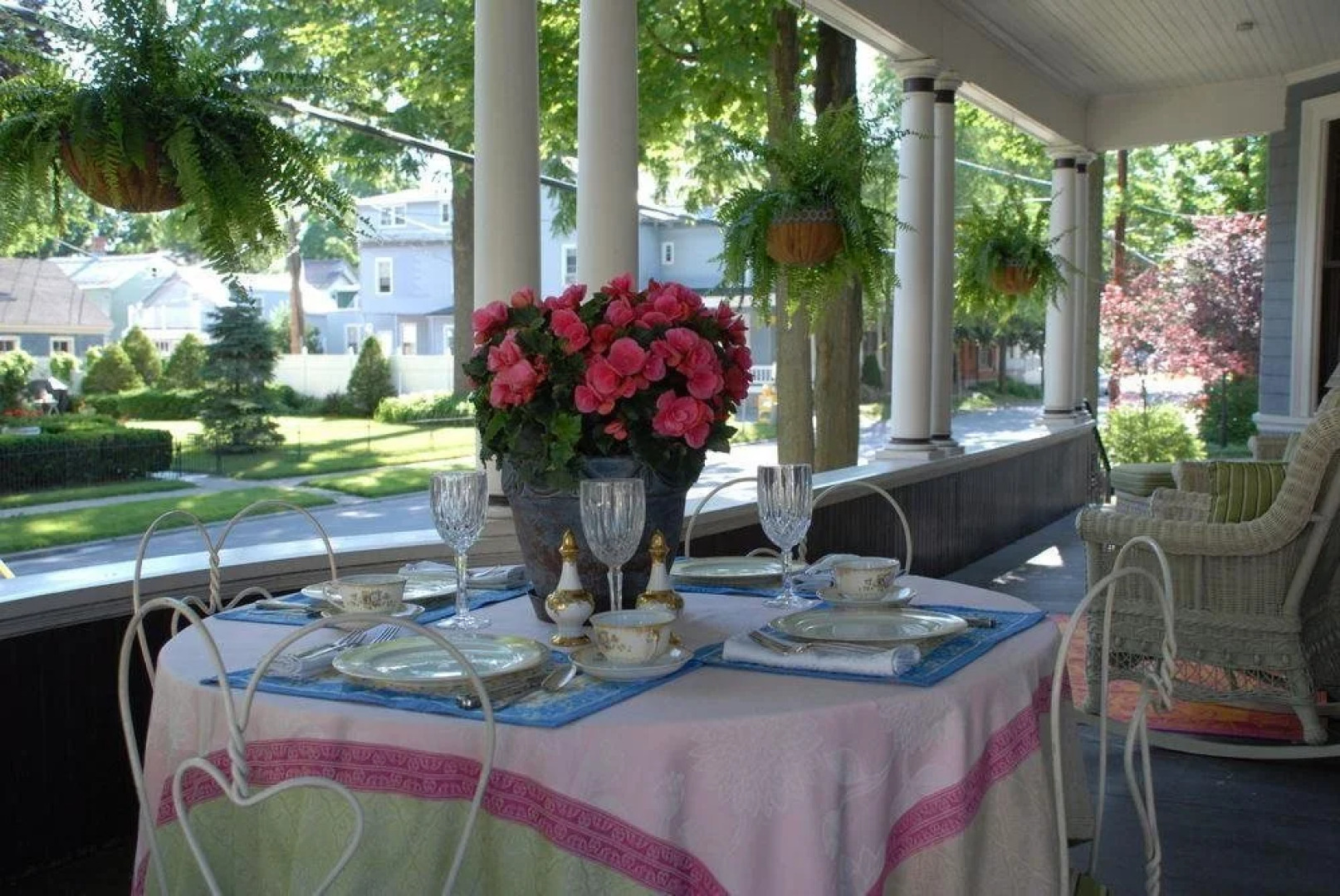 Circular Manor Bed and Breakfast