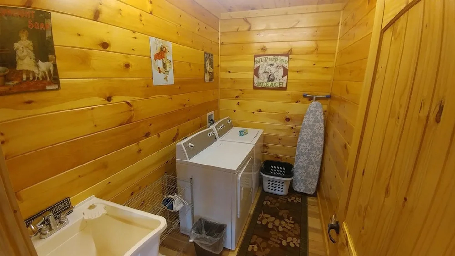 Vista di Cielo 4 Bedrooms 4.5 Bathrooms Cabin