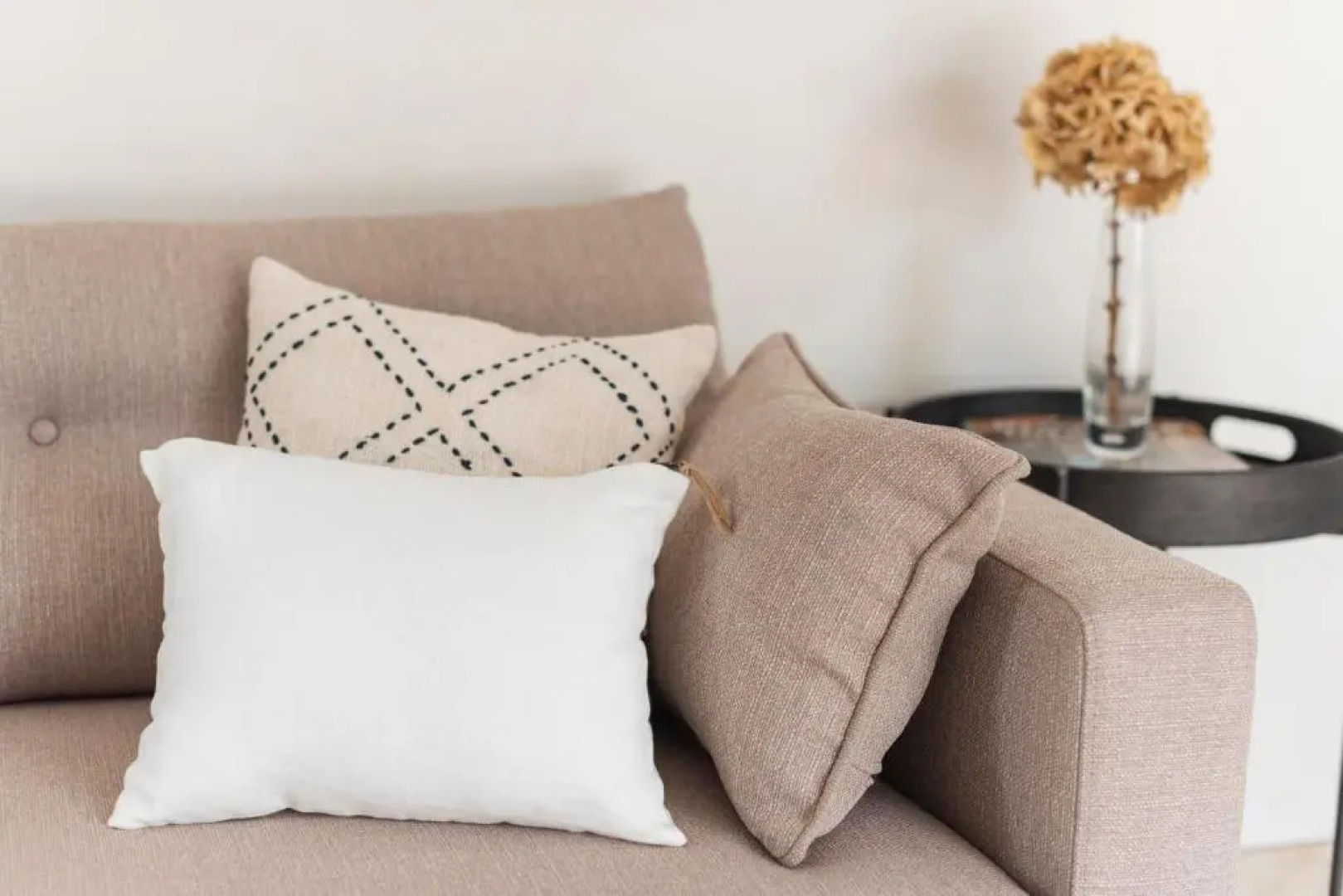 La Petite Ruche, 1 Bedroom Gite in the Luberon (Adults Only)