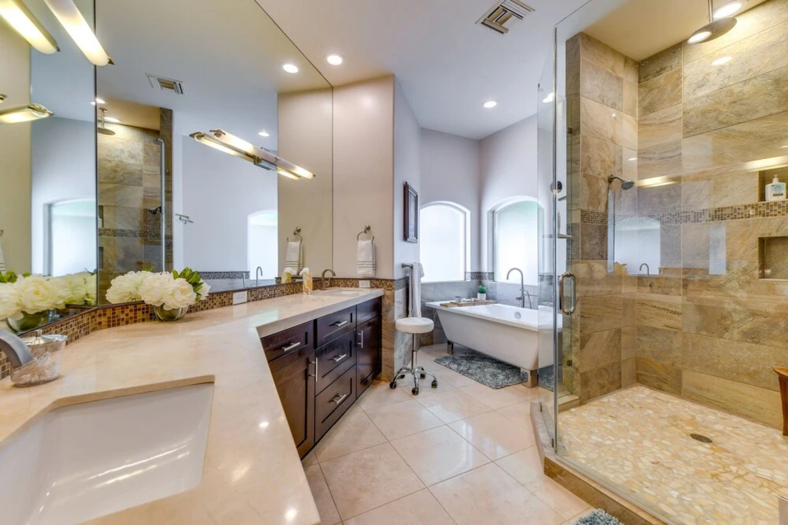 Waterfront Luxury Gilbert Retreat w/ Pool & Spa!