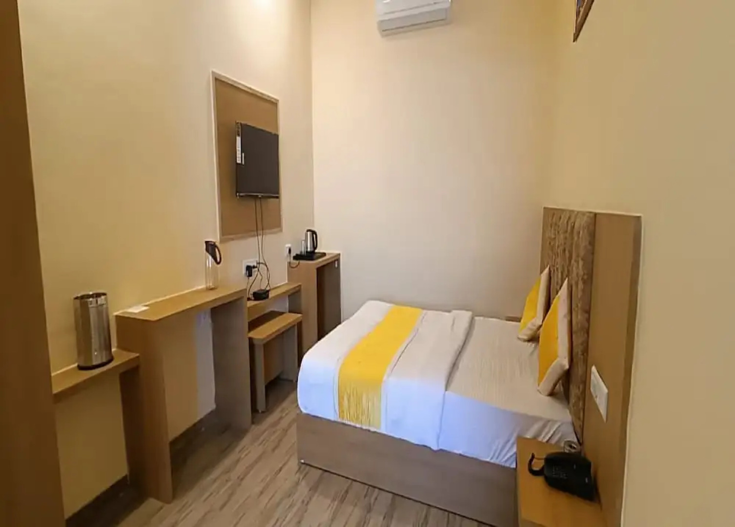 Hotel Fun Park Sanand