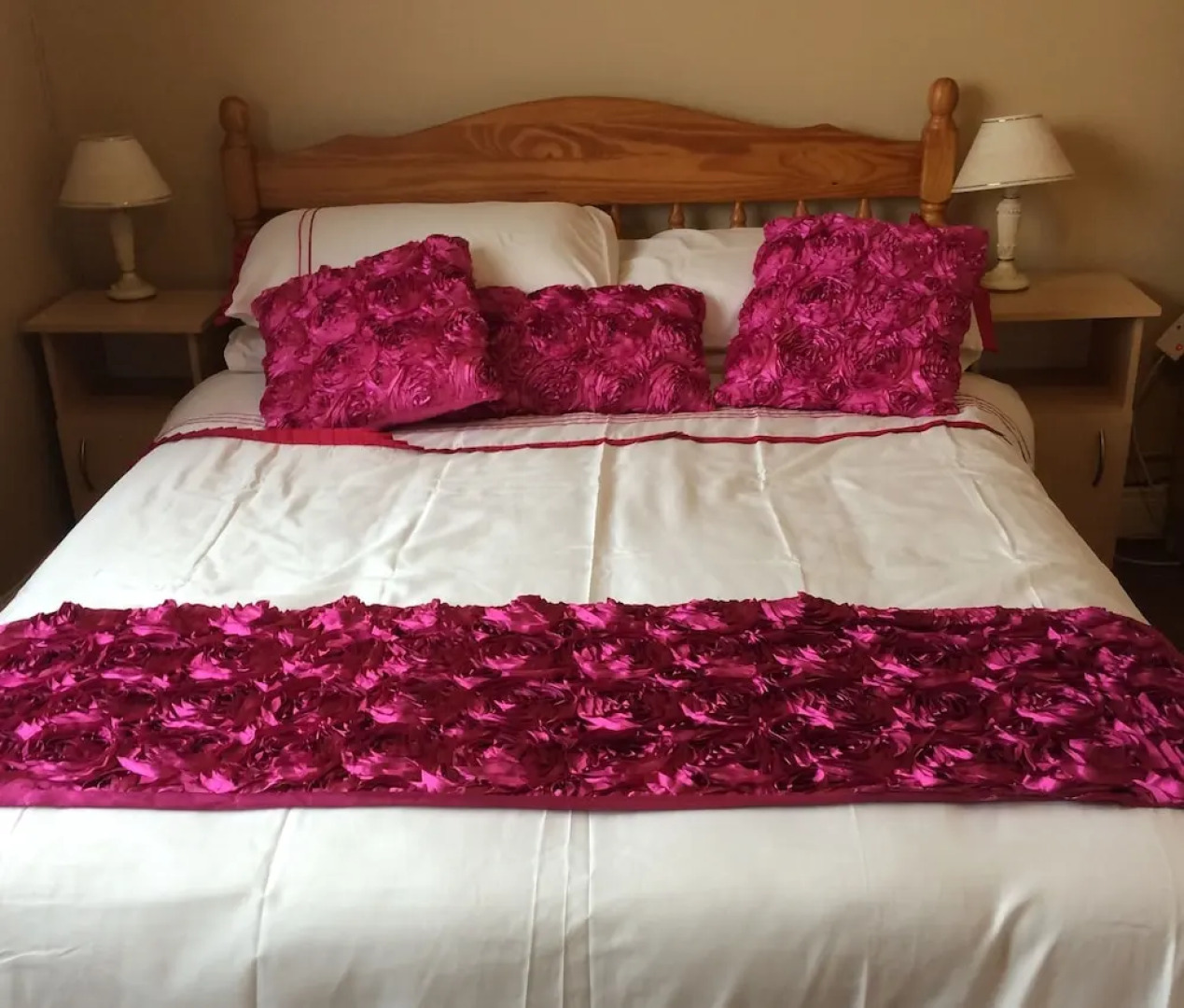 Hillview Farmhouse B&B