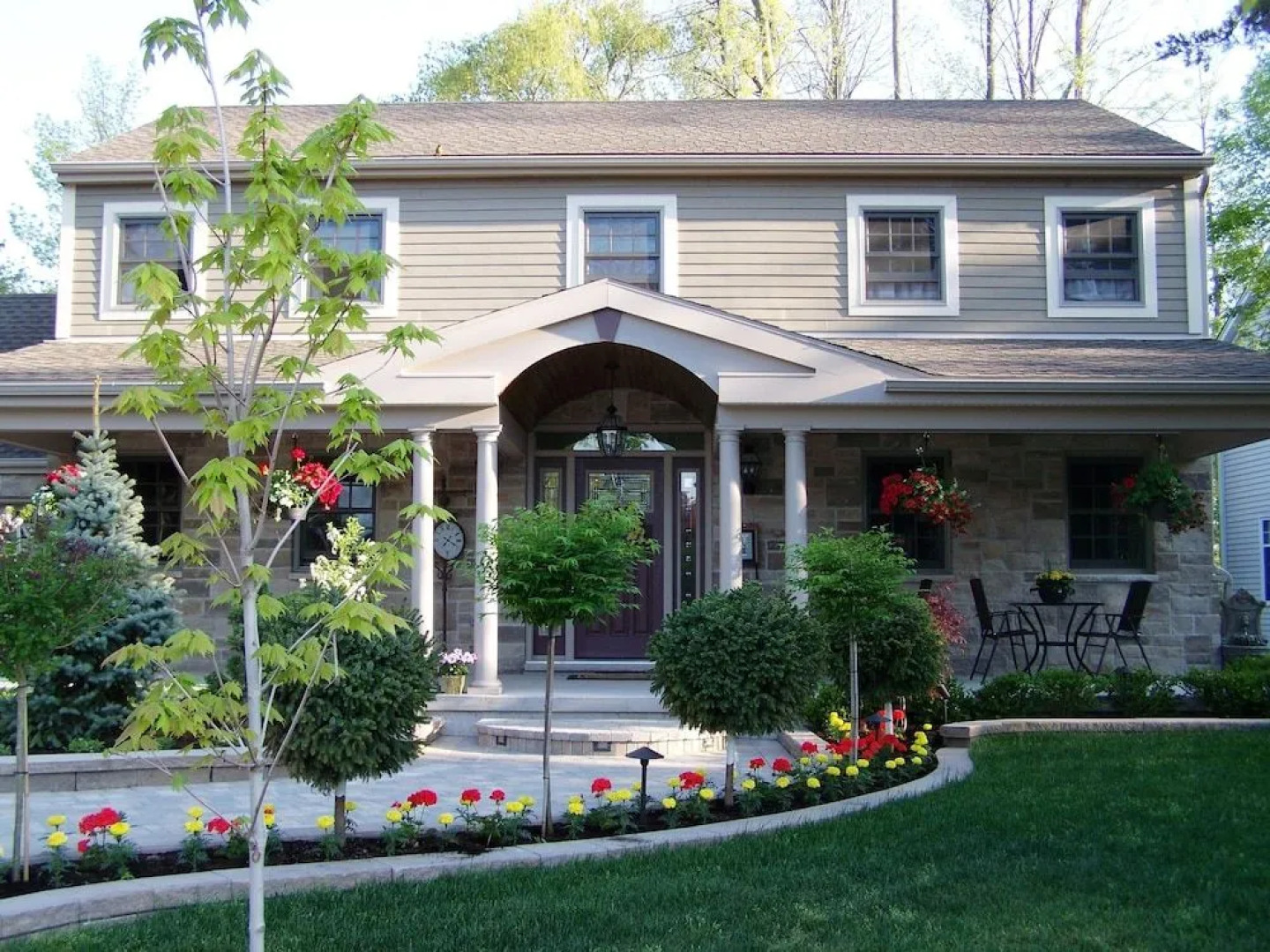 The Porch and Pillow