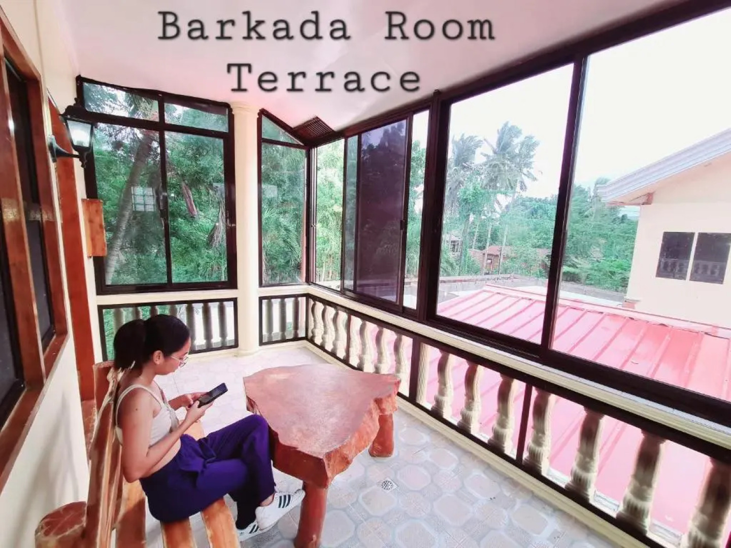 La-Familia Guest House