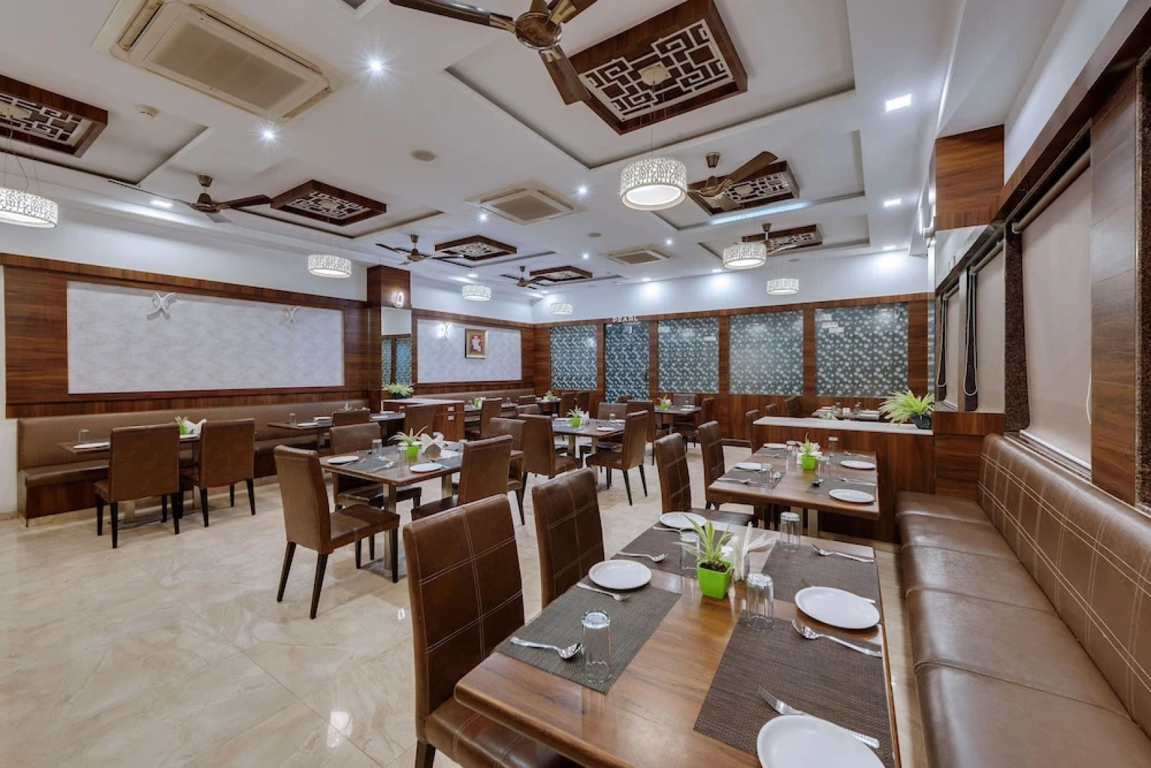 Click Hotel Sagar Plaza Chakan, Pune