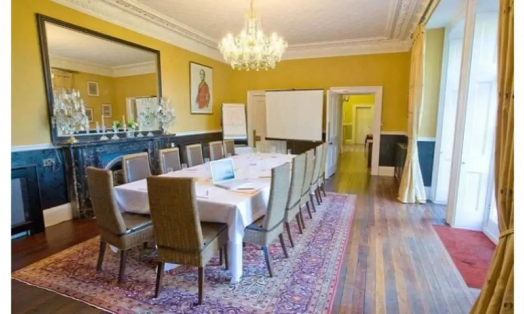 Albert Cottage Hotel