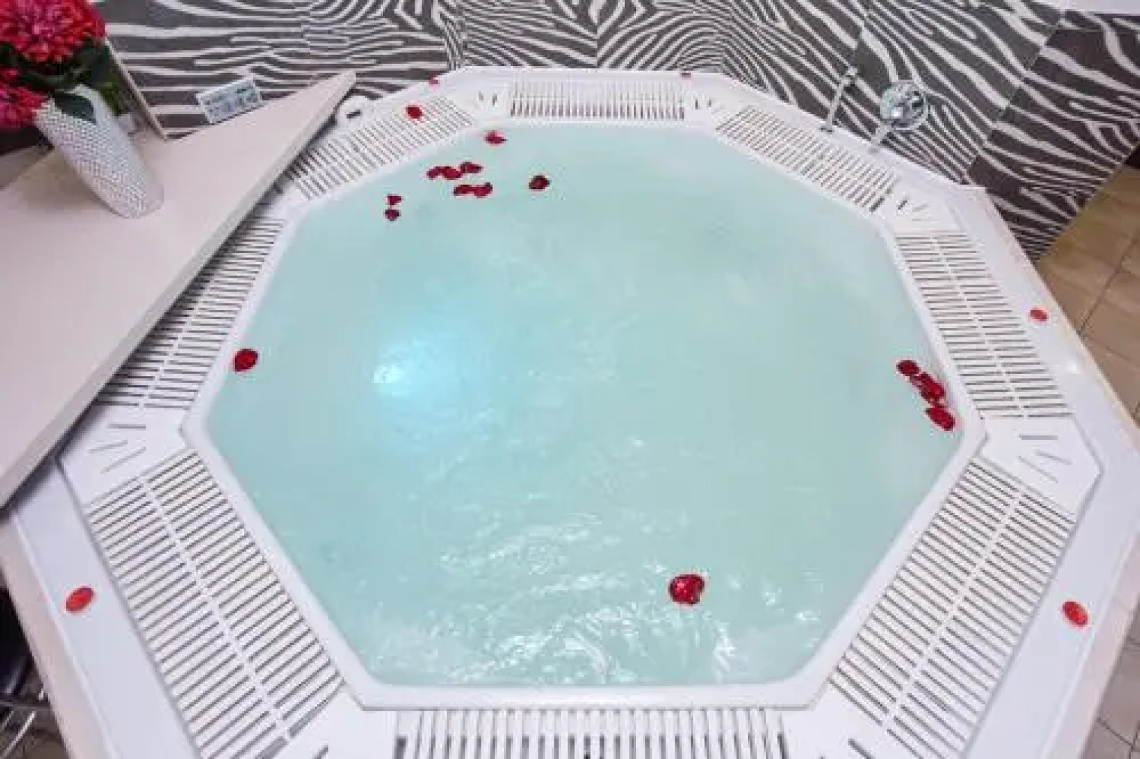 Arkadia Palace Luxury Apartments