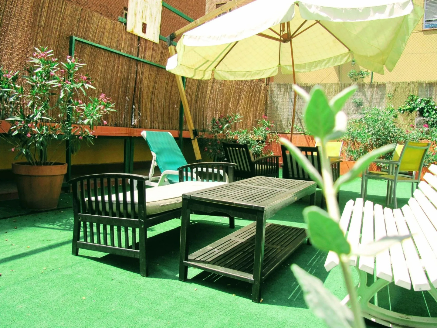 Onefam Les Corts Hostel