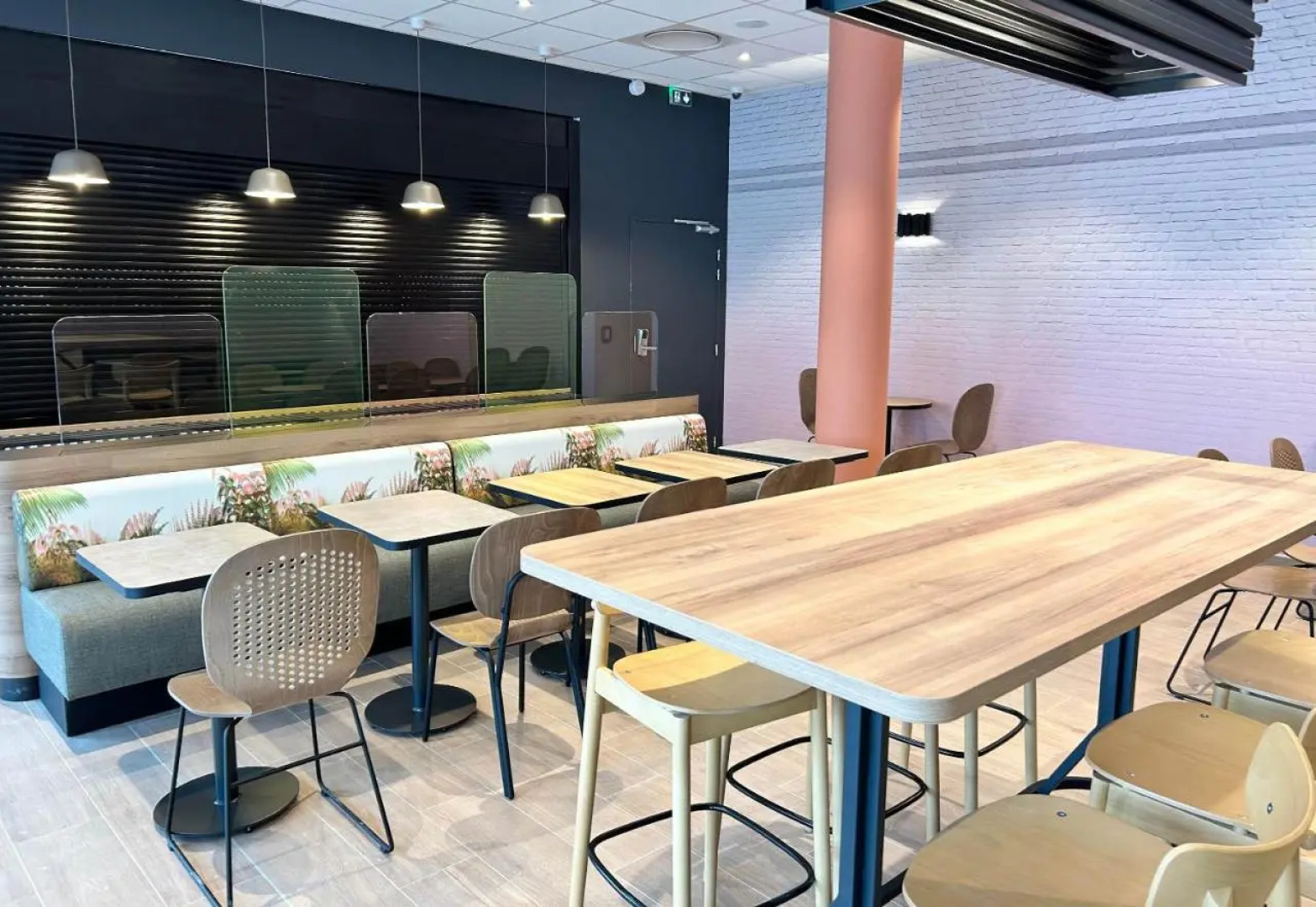 B&B HOTEL Massieux Genay