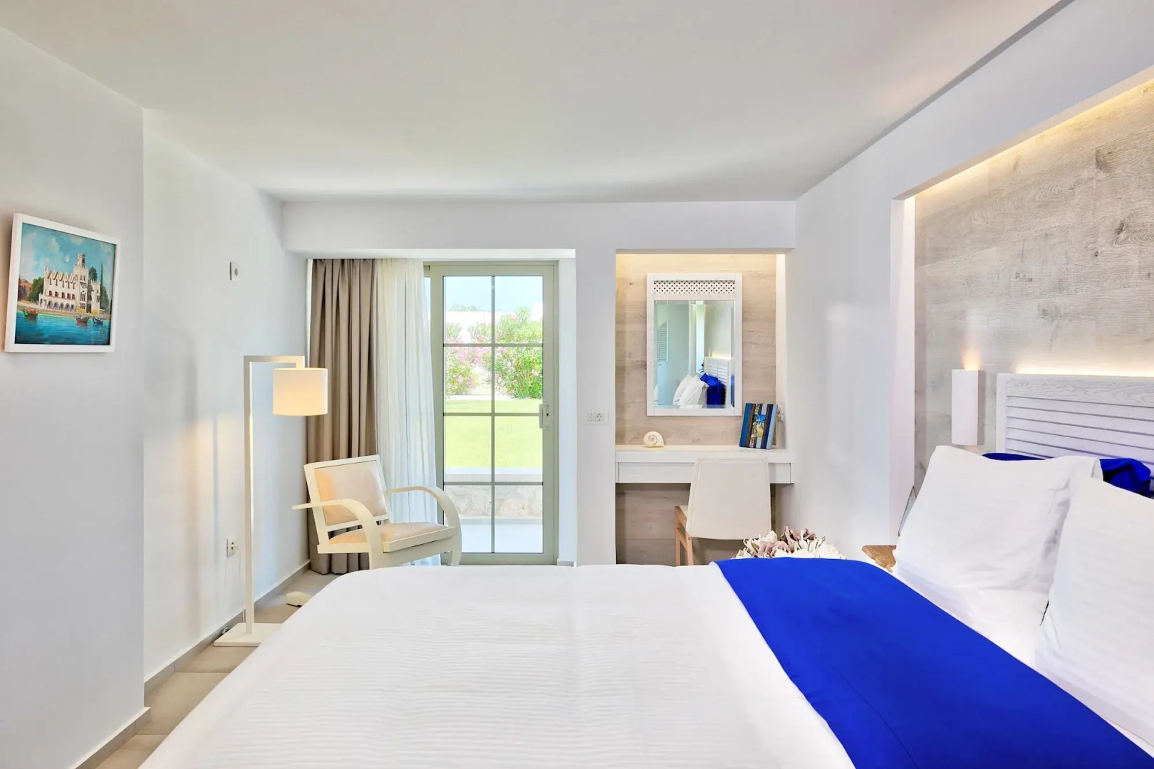 White Pearls Luxury Suites - Adults Only