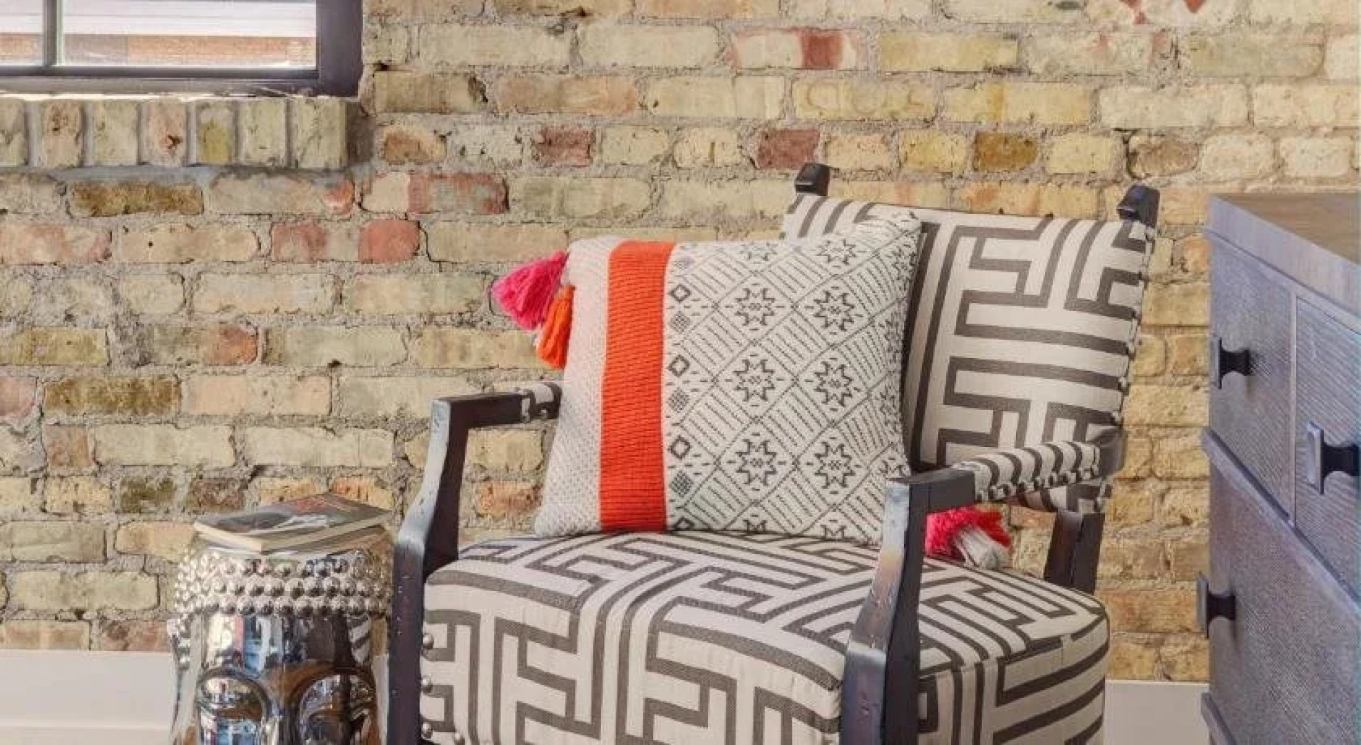 Kinn Guesthouse Bay View