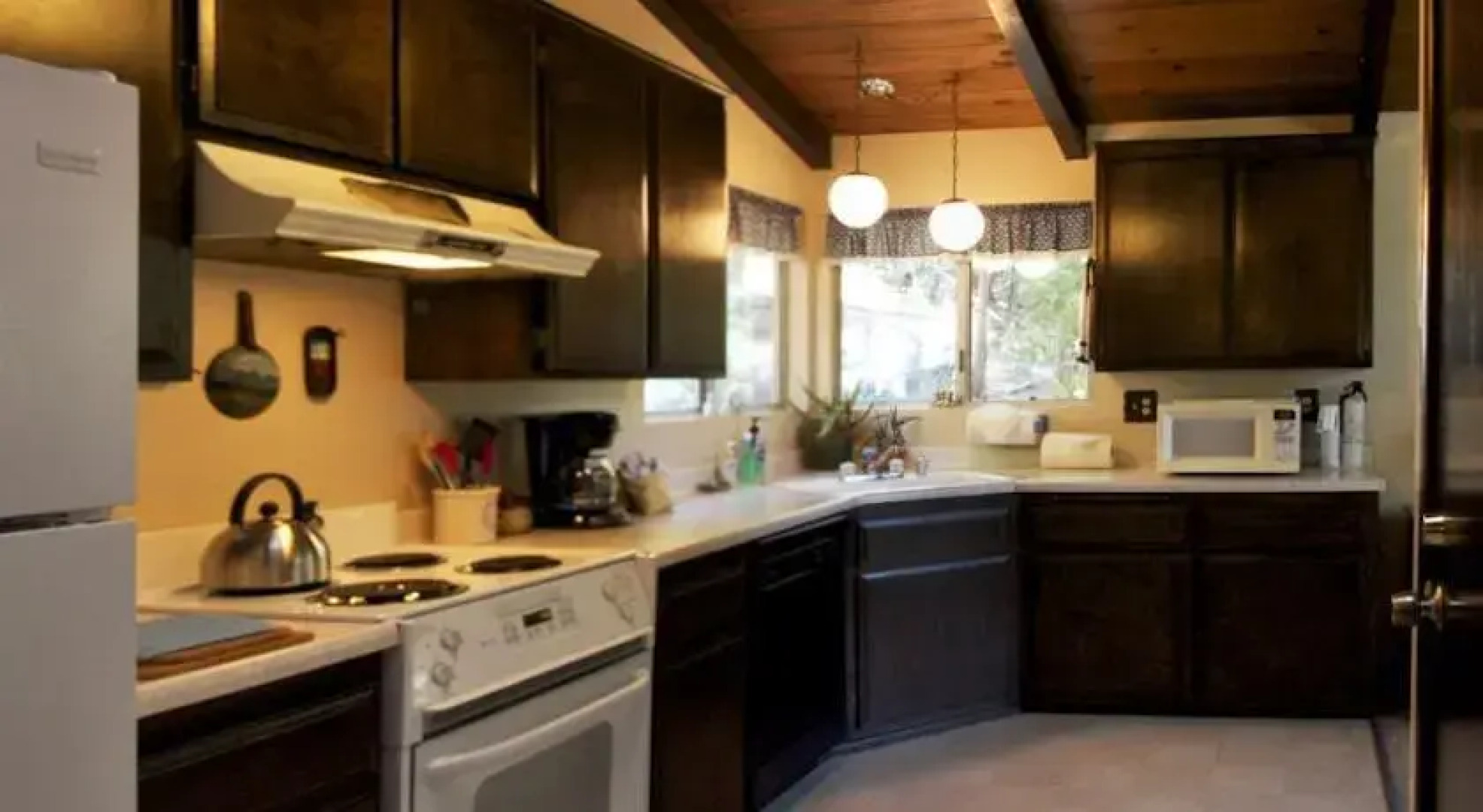 Near Idyllwild Arts Academy at Idyllwild by Quiet Creek Vacation Rentals