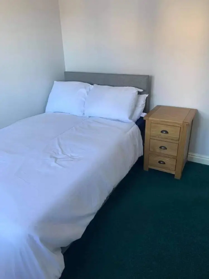 Cozy Beach House in Sandown - 3 Bedrooms