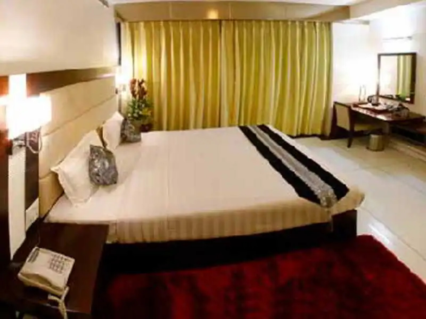 The Grand Hotel Bizzotel