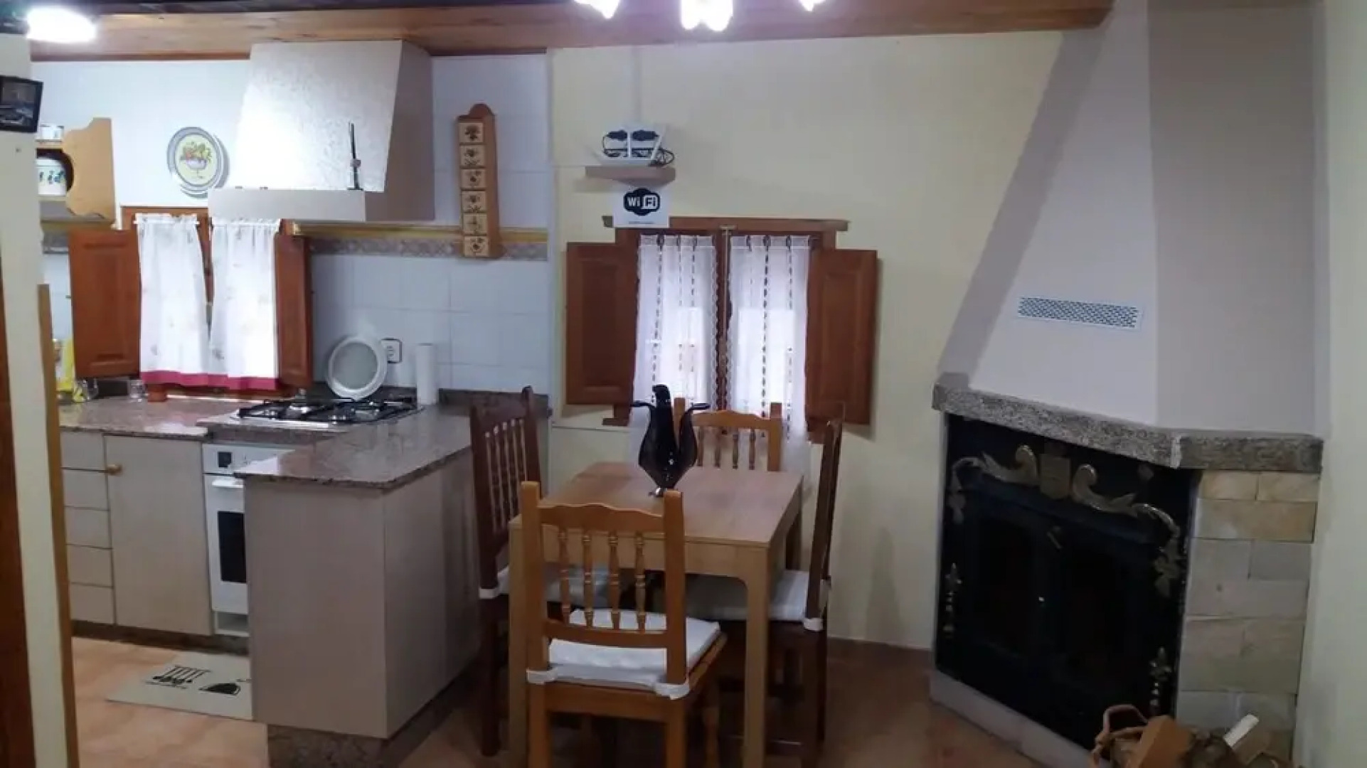 House With 2 Bedrooms in Ponferrada, With Wonderful Mountain View, Enclosed Garden and Wifi