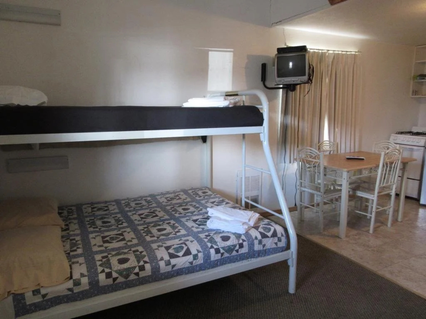 All Seasons Campground & Cabins