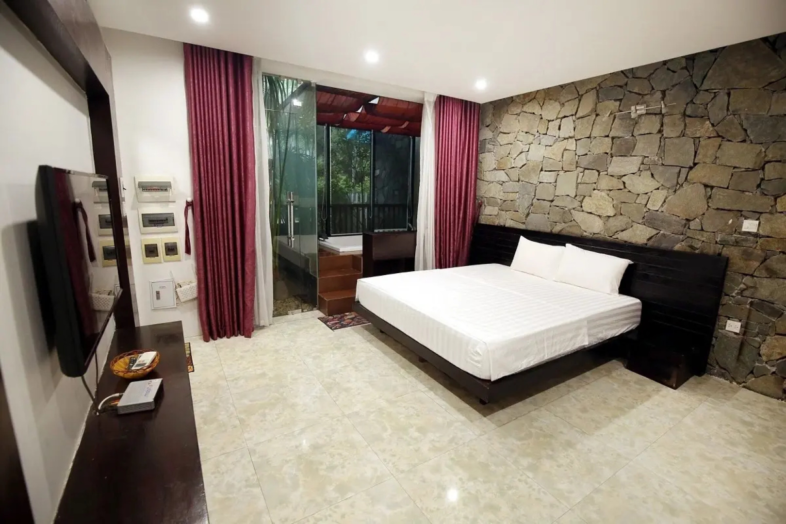 Villa CBT Flamingo Dai Lai