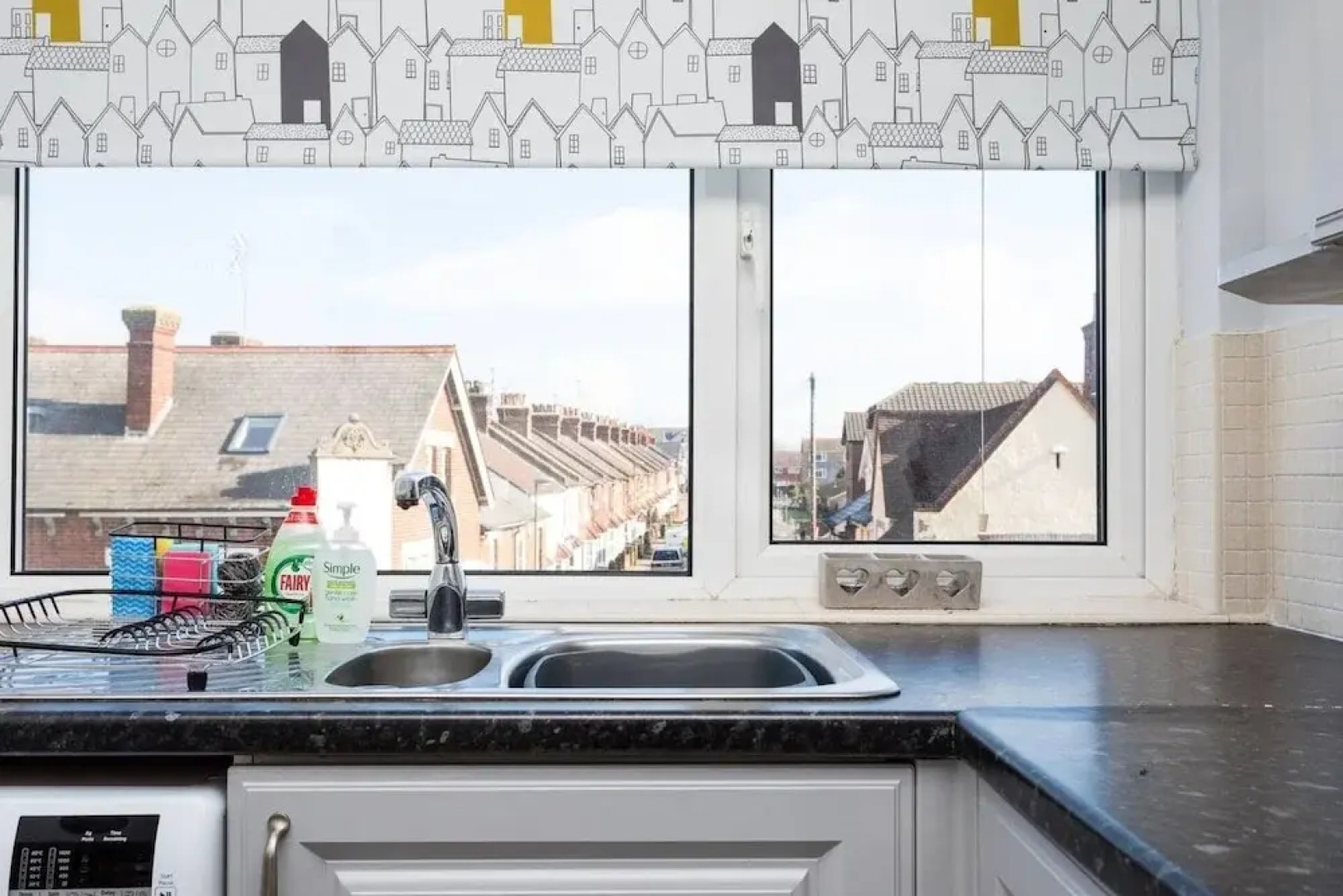 Queens 1 bed Apartment, Close to Town Centre