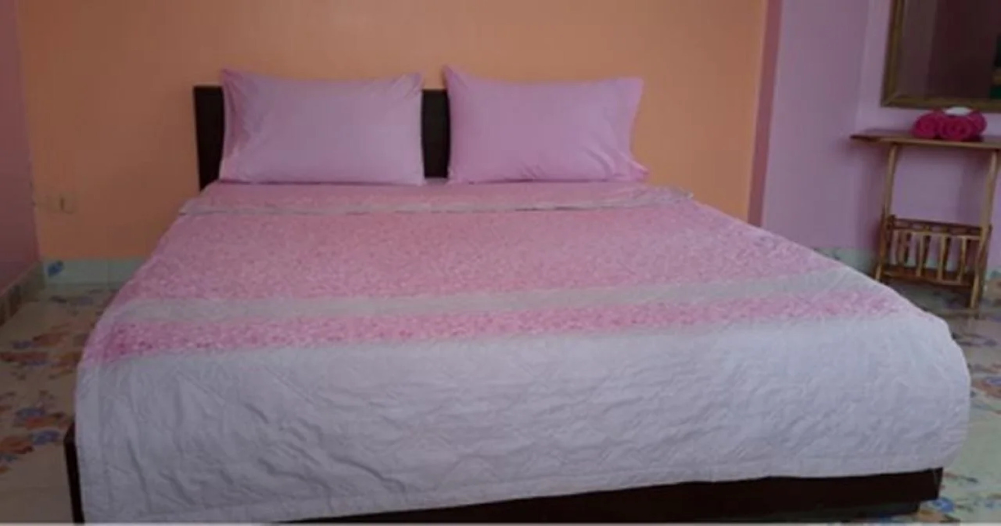 Royal Land Mae Klong Hotel