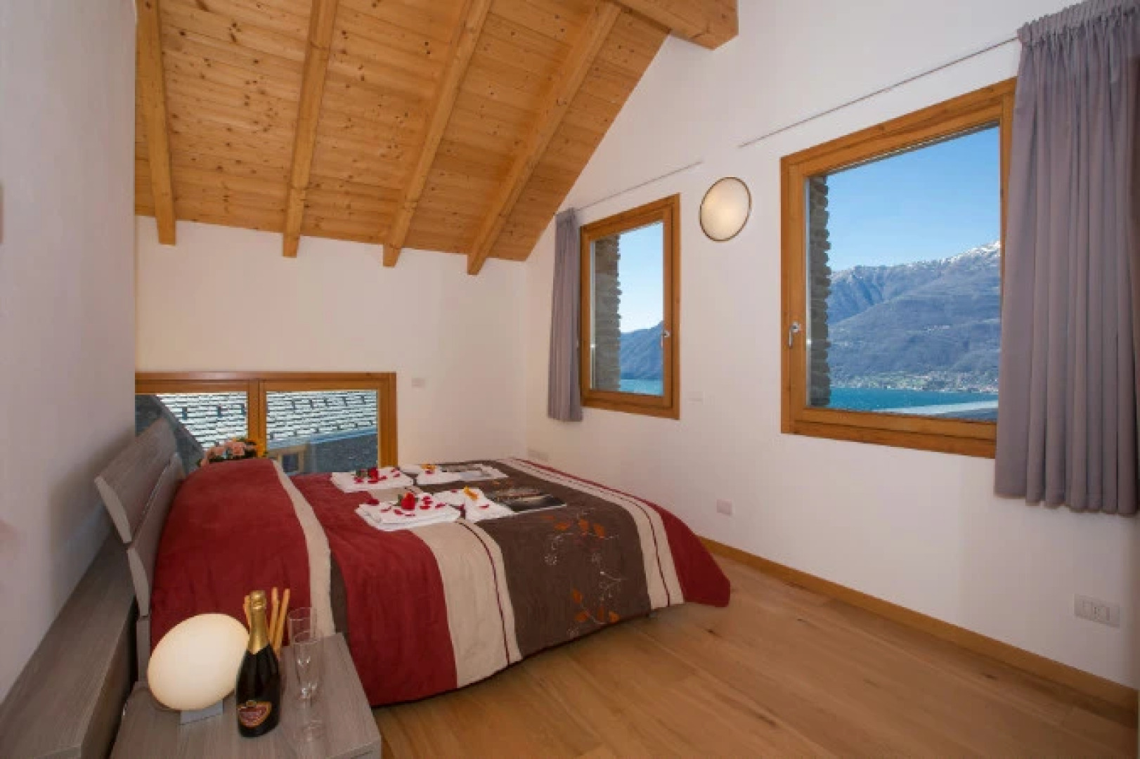 Paradiso del Lago B2