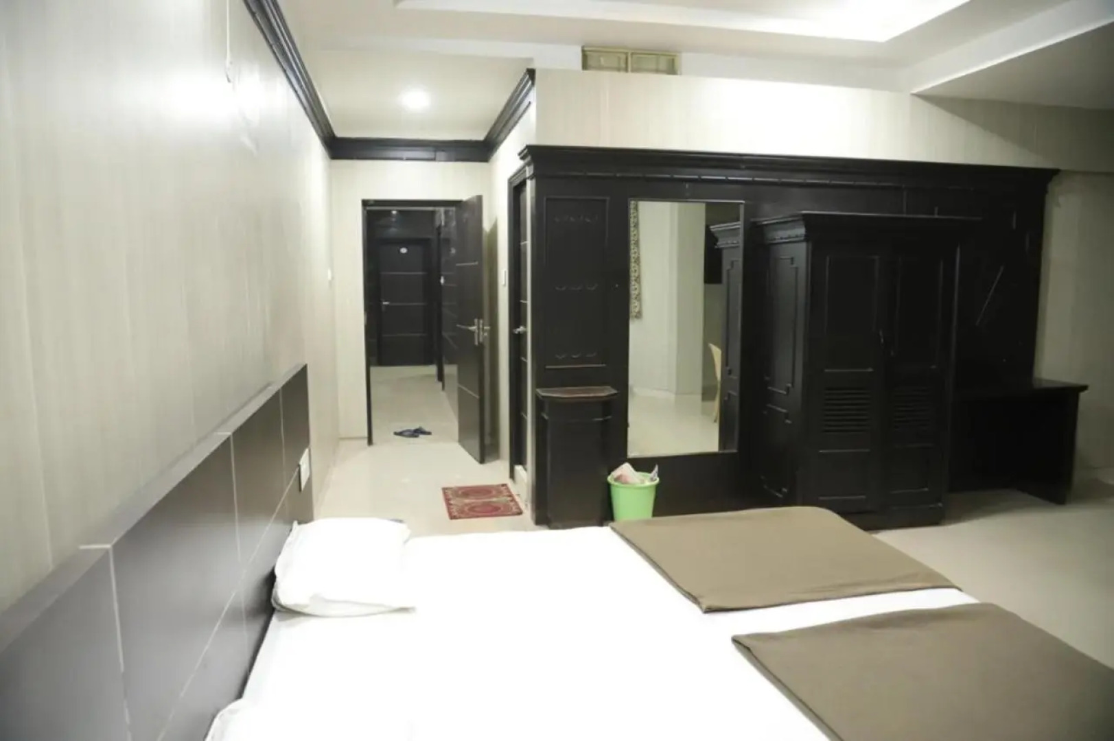 Staymaker Siddeshwara Comforts