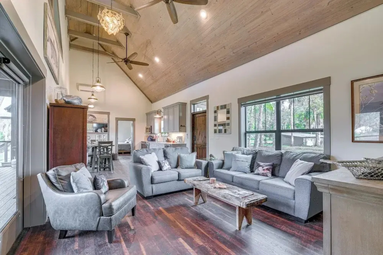 Riverfront Fishers Paradise in Florida w/ Dock!