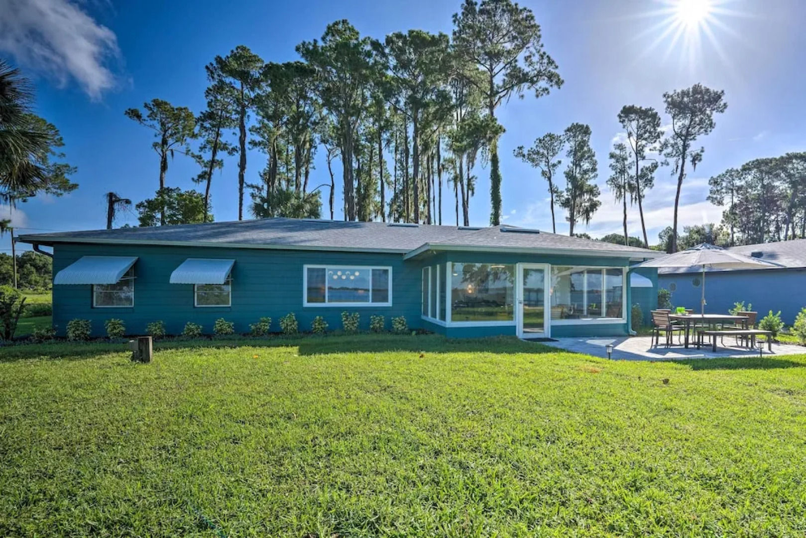 Waterfront Lake Dora Escape w/ Private Dock & Slip