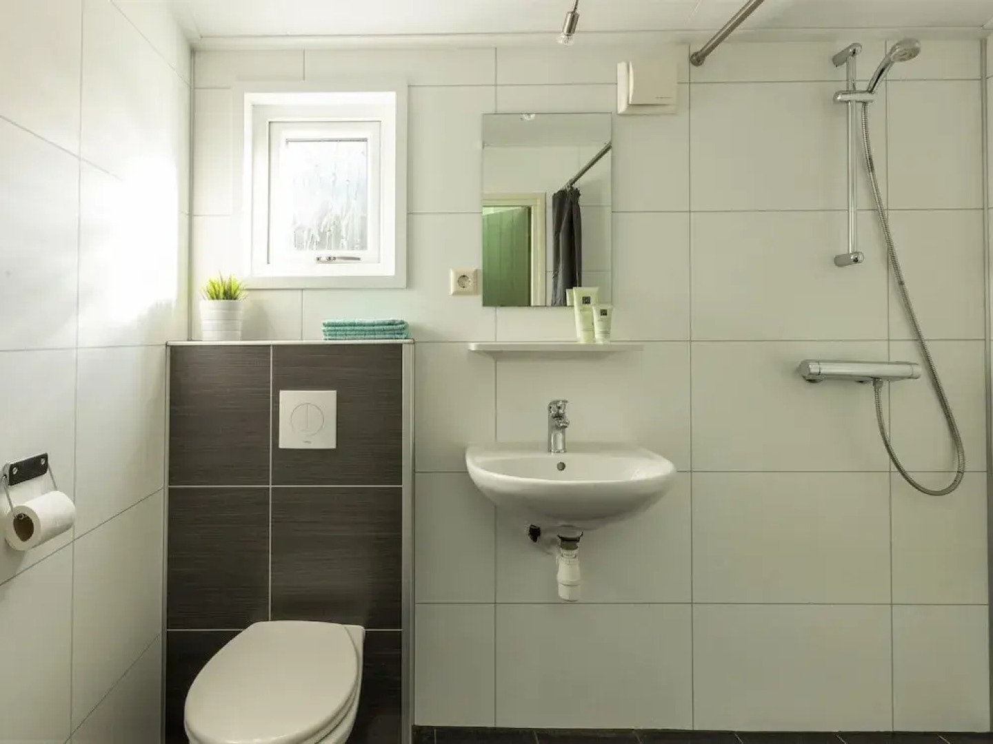 Beautiful House With Sandy Beach, Near Giethoorn