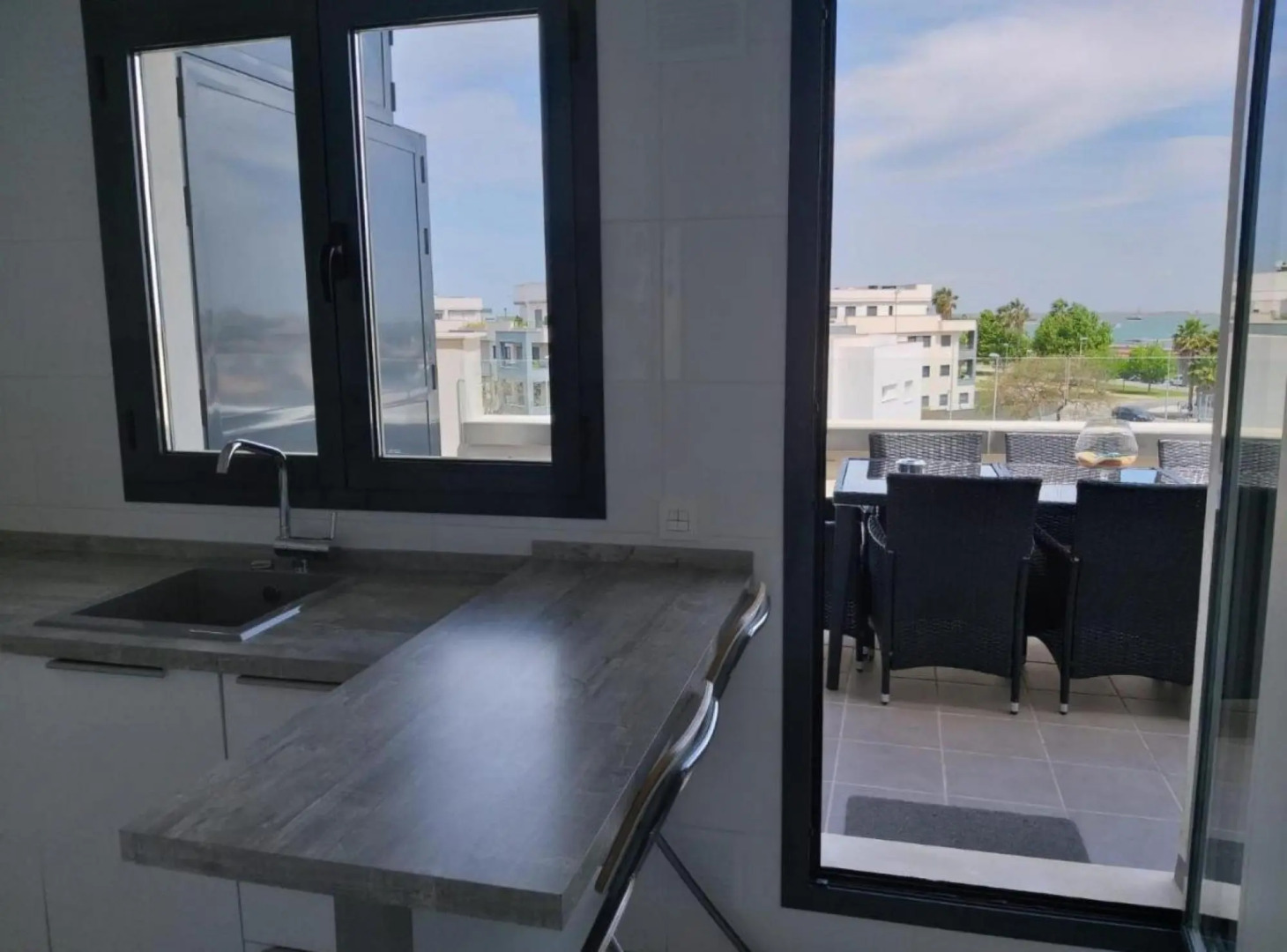 SIBS McVILLA - Atico con Piscina