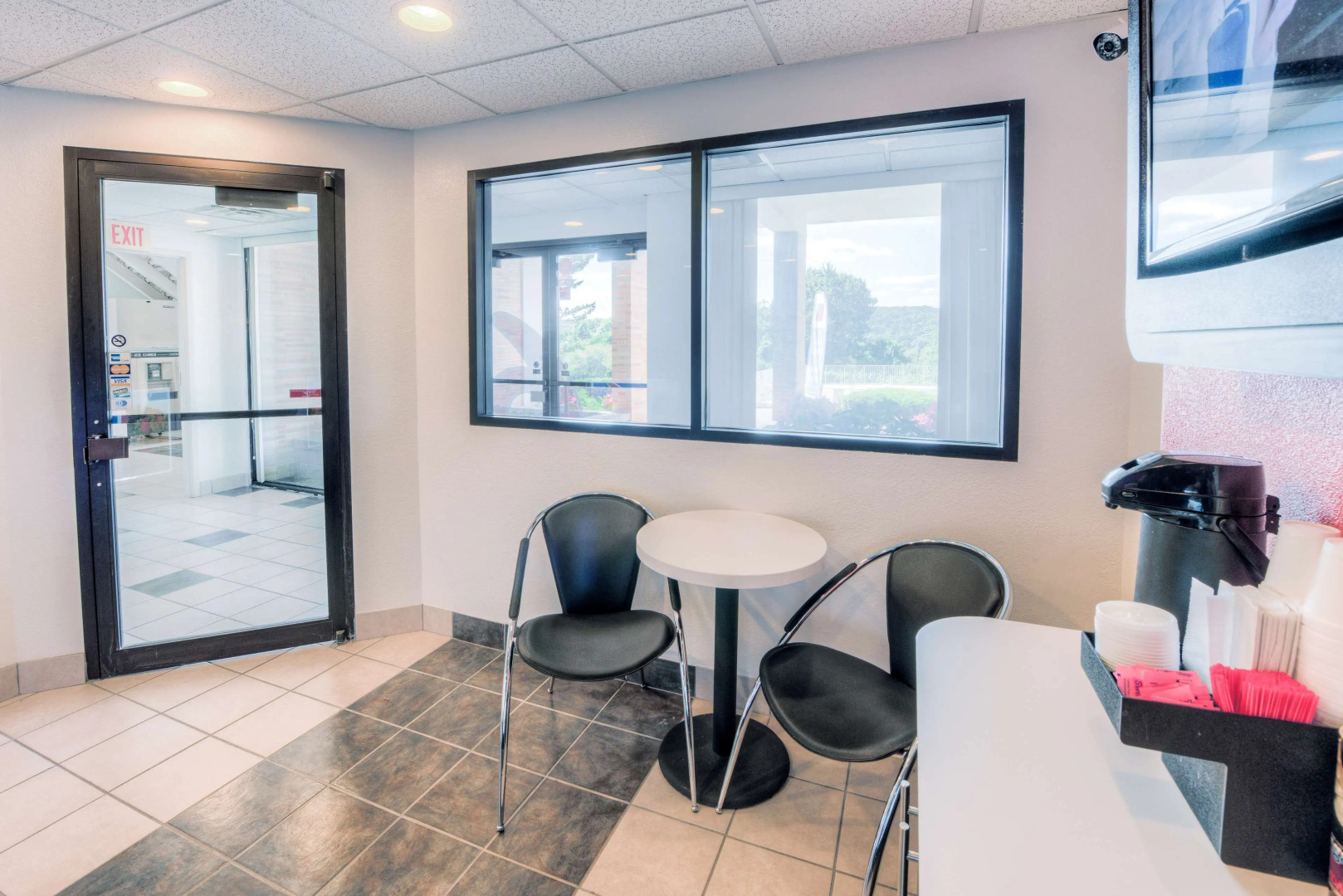 Motel 6 Niantic, CT - New London