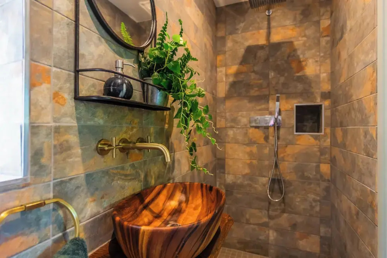 Self-contained Cosy one Bedroom Holiday Barn