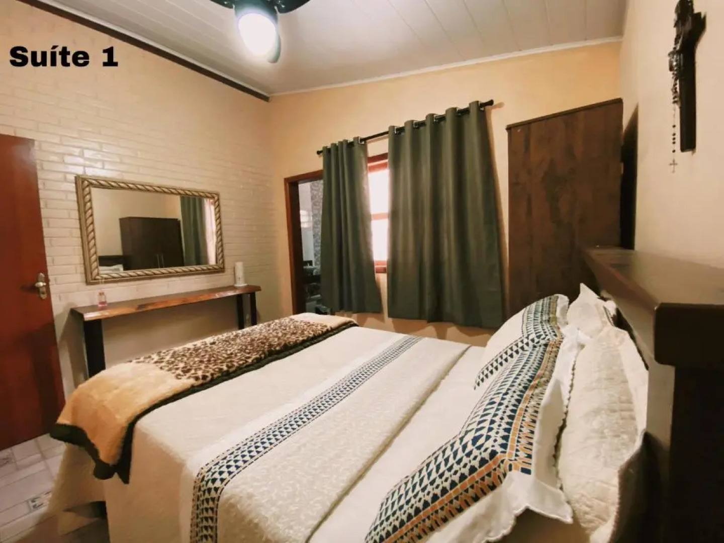 Casa de Campo no Caravaggio ao lado da Cervejaria Três Santas