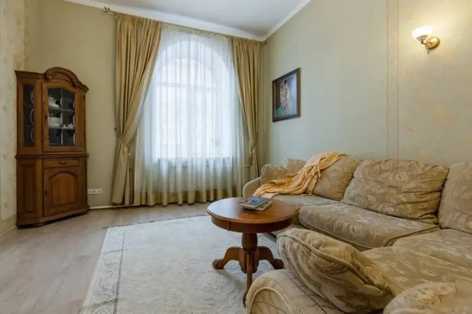 Бридж Таун Отель