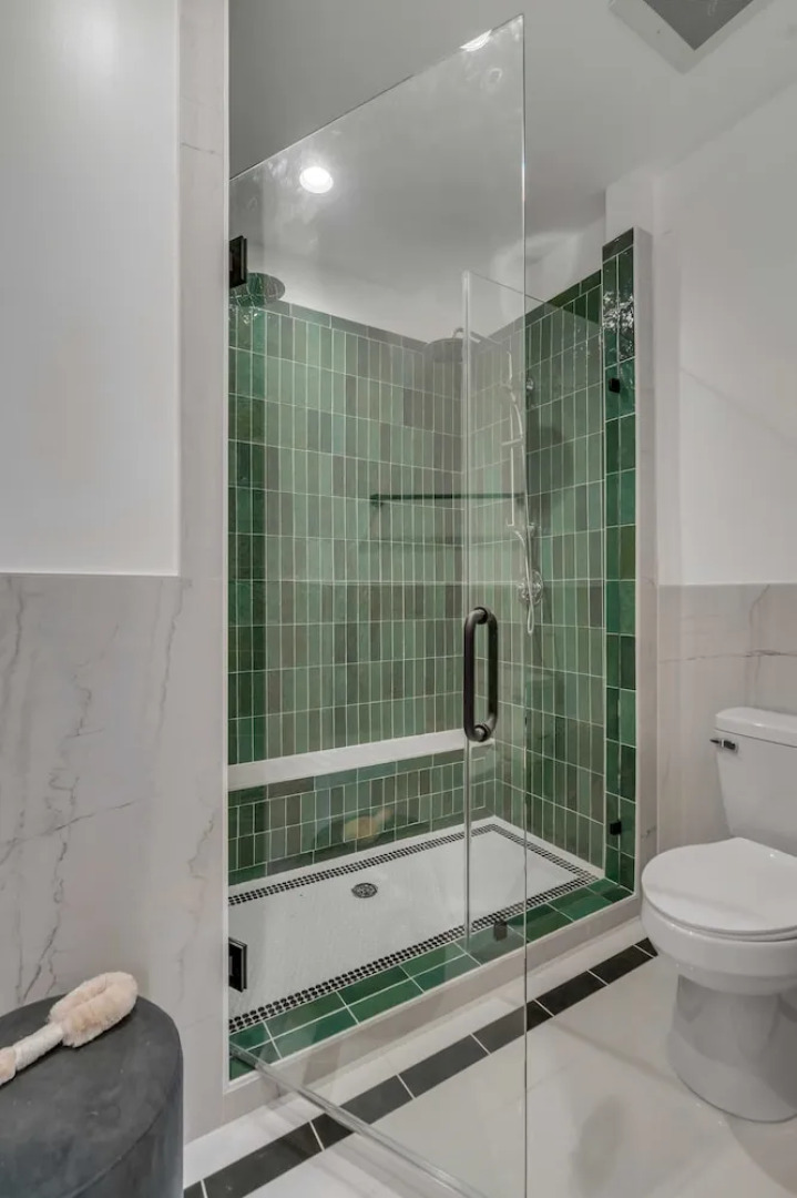 The Emerald Boutique Stays