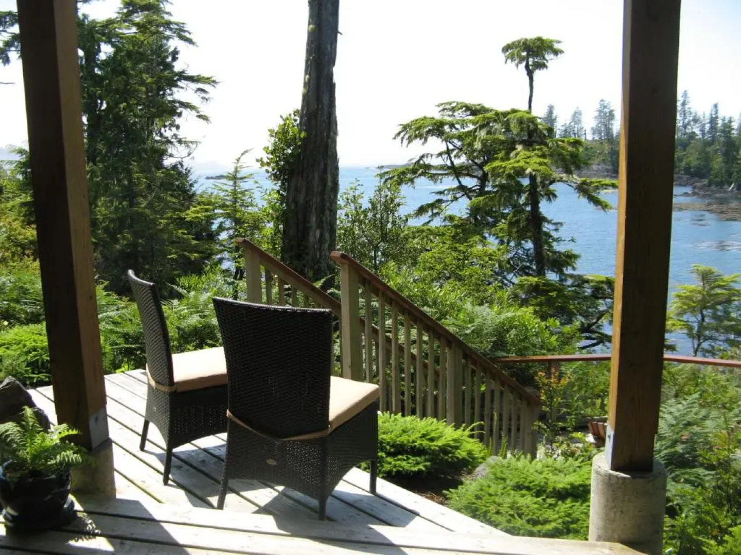 Reef Point Oceanfront B & B