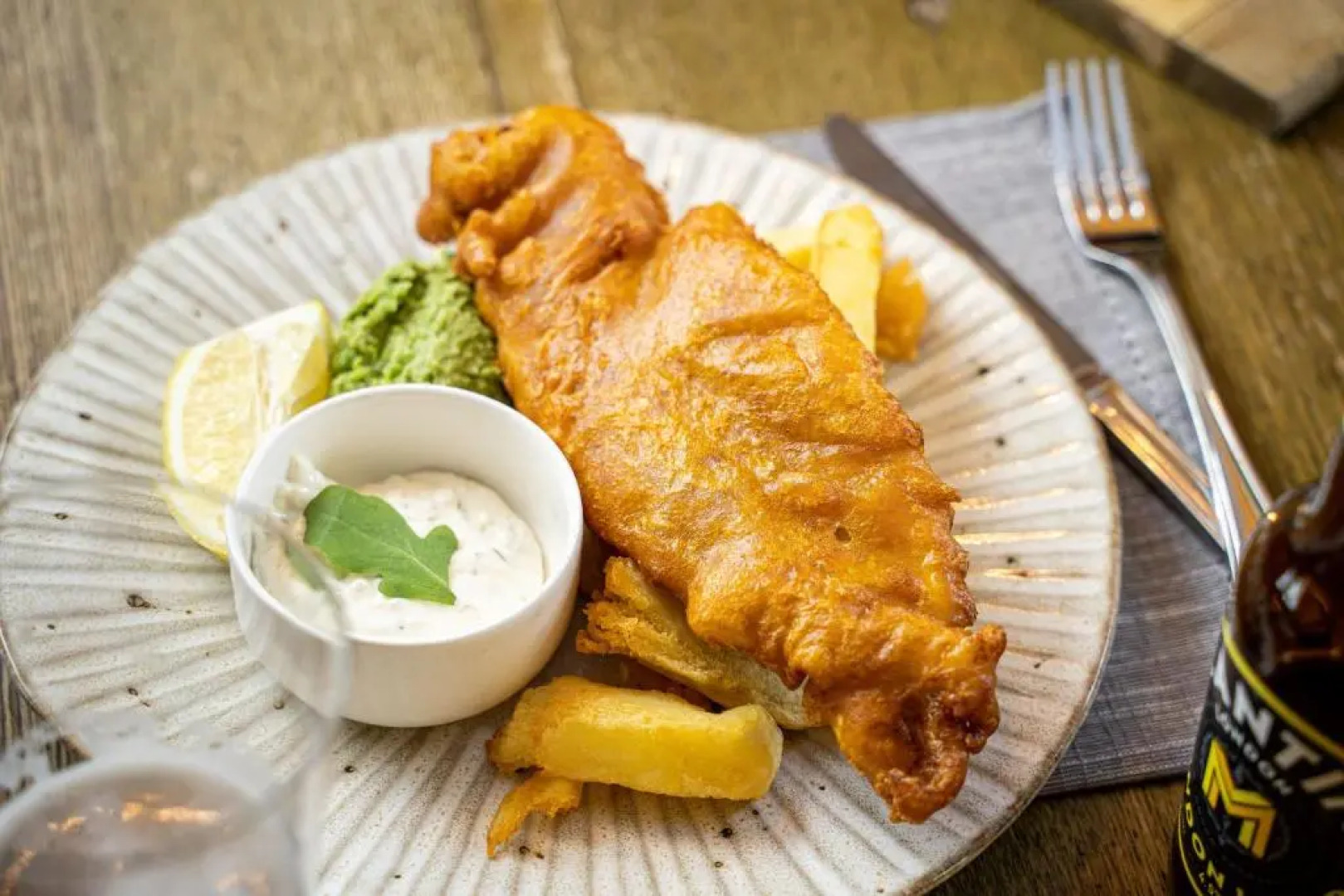 Rising Sun Pub, Restaurant and Room