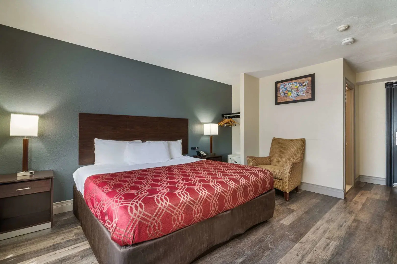 Howard Johnson by Wyndham Malden Boston Area